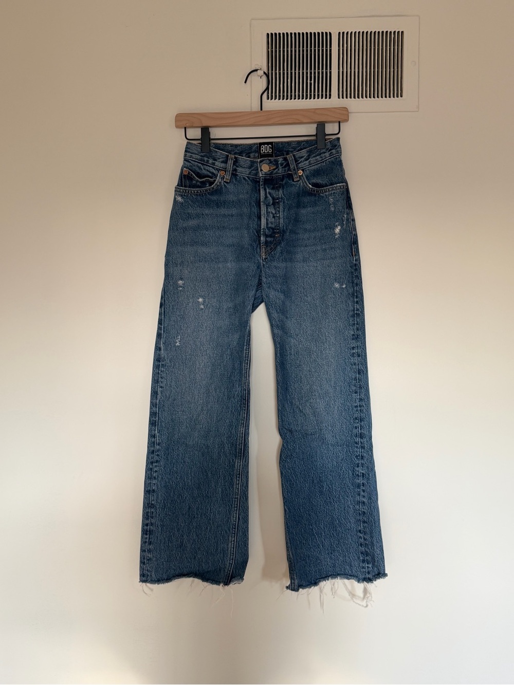 BDG Urban Outfitters High Rise Wide Leg Jeans 24
